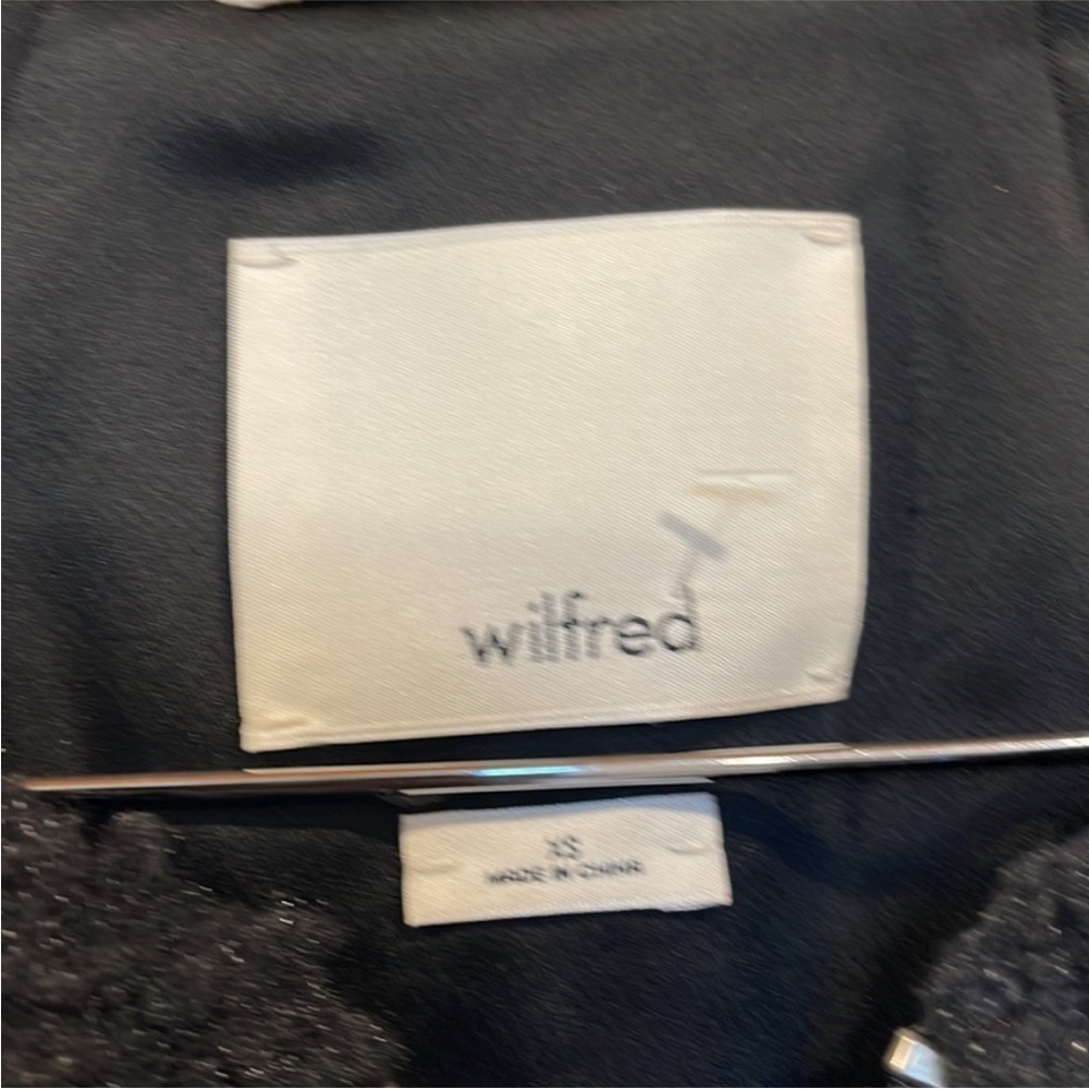 Aritzia Wilfred Chatou  black sherpa  long line zip up  vest xs - Picture 4 of 7